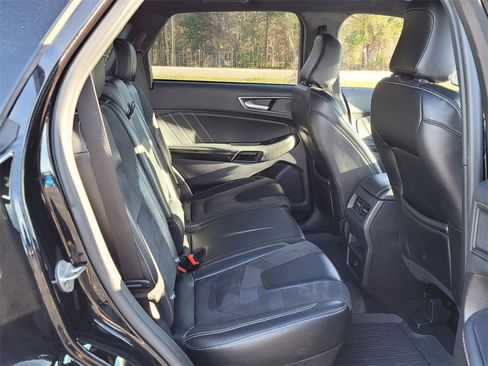 Used 2021 Ford Edge ST image 14