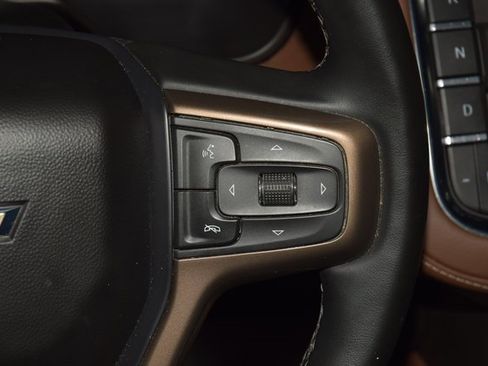 Used 2024 Chevrolet Suburban High Country image 37