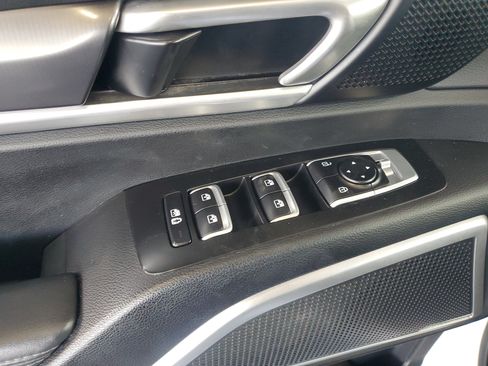 Used 2023 Kia Telluride LX AWD/4WD image 14