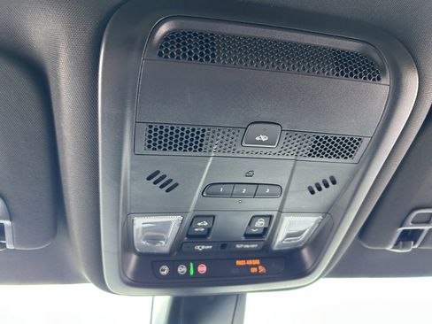 Used 2024 Cadillac XT6 Sport w/ Technology Package image 66