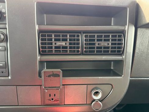 Used 2024 GMC Savana 2500 w/ Driver Convenience Package RWD image 24