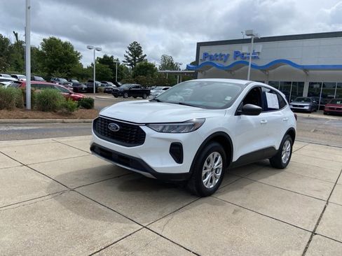 Used 2025 Ford Escape Active AWD/4WD image 4