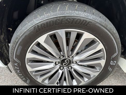 Certified 2025 INFINITI QX80 Sensory AWD/4WD image 15