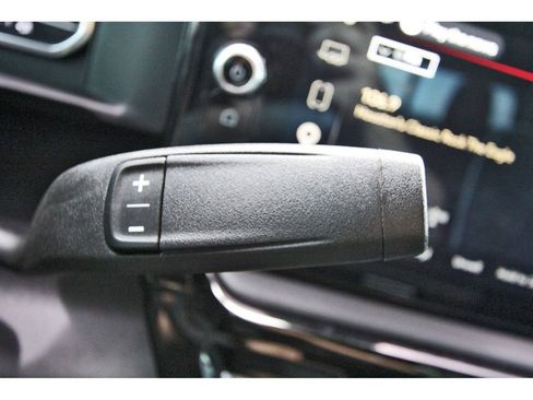 Used 2025 GMC Sierra 2500 AT4X AWD/4WD image 17