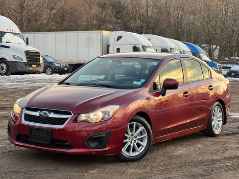 Used 2014 Subaru Impreza 2.0i Premium w/ All-Weather Package w/CVT image 2