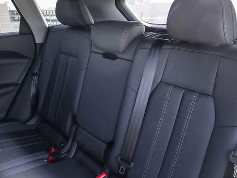 New 2025 Audi Q5 Premium image 23