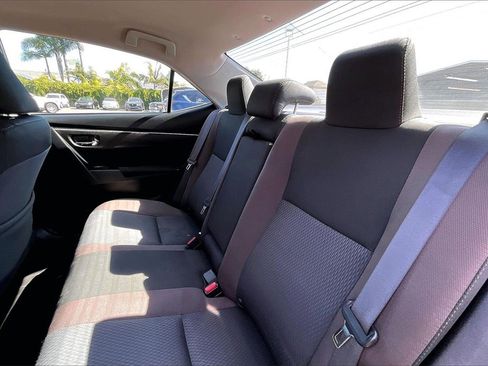 Used 2019 Toyota Corolla LE image 15