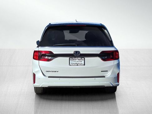 Used 2025 Honda Odyssey Touring image 5