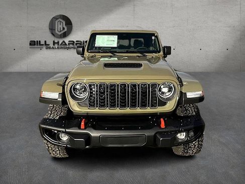 New 2026 Jeep Gladiator Mojave image 2