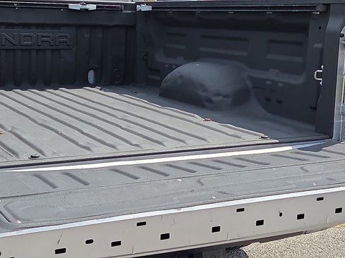 Used 2016 Toyota Tundra SR5 w/ TRD Off Road Package AWD/4WD image 9