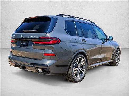 New 2027 BMW X7 xDrive40i w/ M Sport Package AWD/4WD image 5