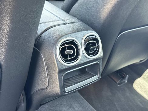 Used 2022 Mercedes-Benz C 300 Sedan image 25