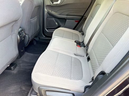 Used 2021 Ford Escape SE w/ Cold Weather Package FWD image 32
