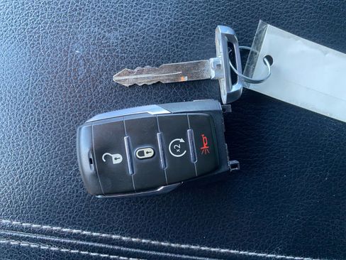 Used 2019 RAM 1500 Big Horn image 33