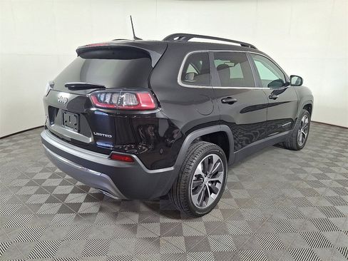 Used 2022 Jeep Cherokee Limited w/ Elite Package image 10