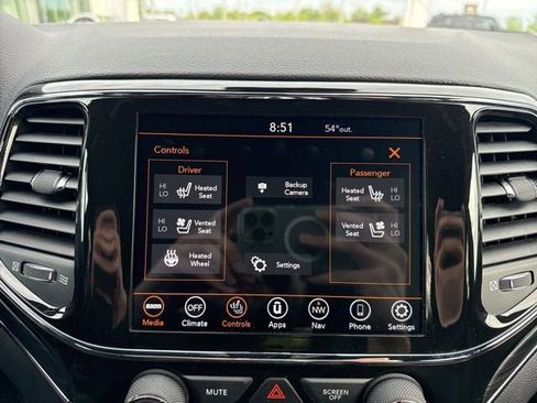 Used 2021 Jeep Grand Cherokee Limited w/ Quick Order Package 28K 80th AWD/4WD image 31