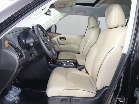 Used 2024 Nissan Armada SL w/ Captain's Chairs Package image 12