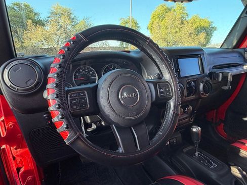 Used 2015 Jeep Wrangler Unlimited Sport w/ Quick Order Package 24S AWD/4WD image 9