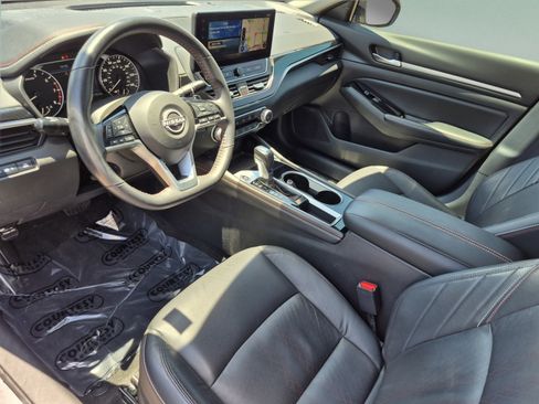 Certified 2024 Nissan Altima 2.5 SR w/ SR Premium Package FWD image 19