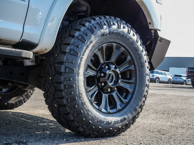 Used 2022 Ford F250 Lariat w/ Tremor Off-Road Package AWD/4WD image 9