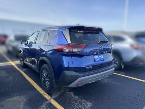Used 2023 Nissan Rogue S AWD/4WD image 4