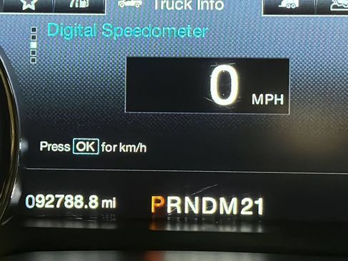 Used 2015 Ford F150 Lariat w/ Equipment Group 501A Mid RWD image 19