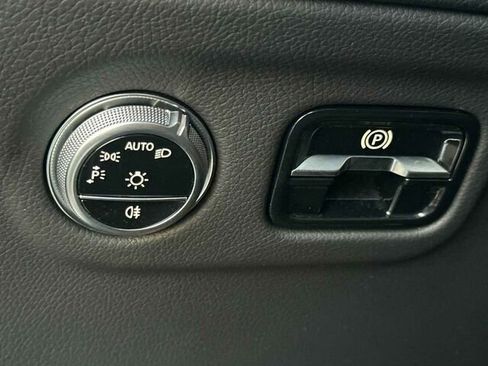 Certified 2023 Mercedes-Benz EQS 450+ 4MATIC SUV image 33