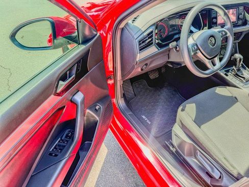 Used 2019 Volkswagen Jetta S w/ Driver Assistance Package image 11