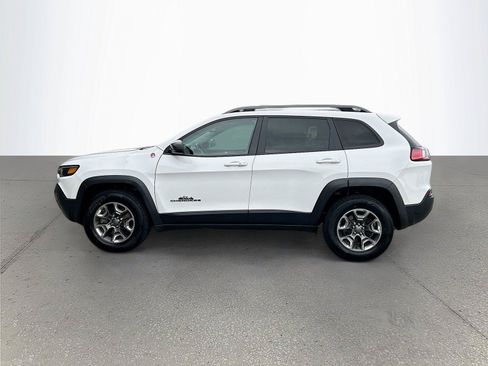 Used 2019 Jeep Cherokee Trailhawk w/ Cold Weather Group AWD/4WD image 7