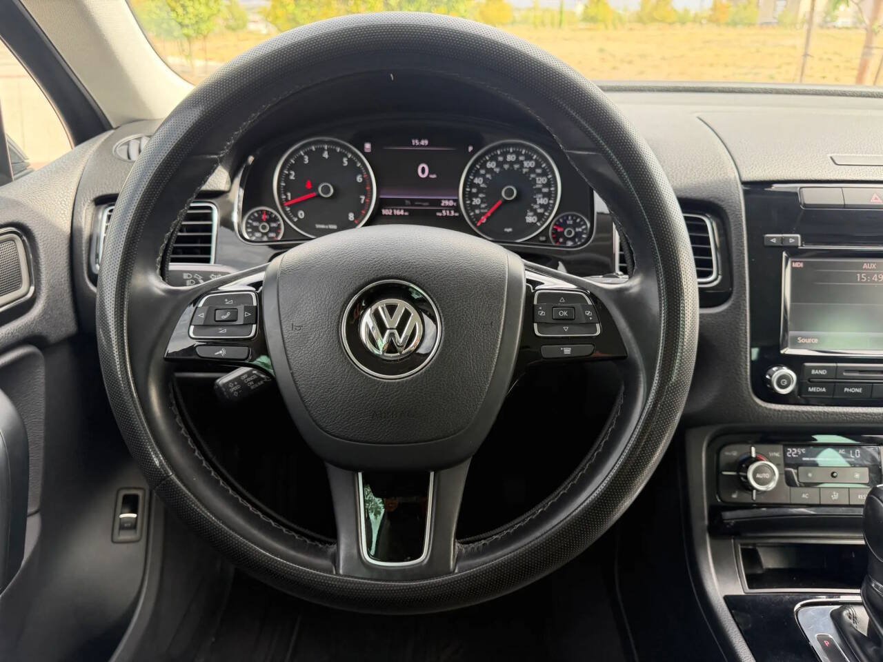 Used 2013 Volkswagen Touareg VR6 AWD/4WD image 25