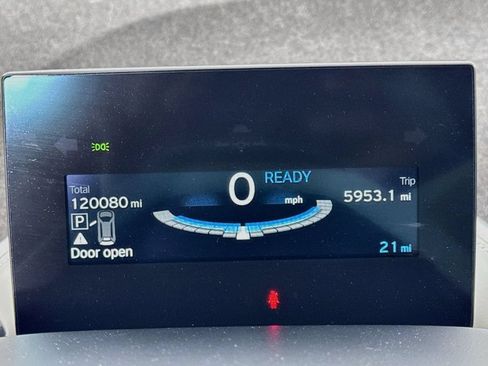 Used 2015 BMW i3 w/ Range Extender RWD image 16