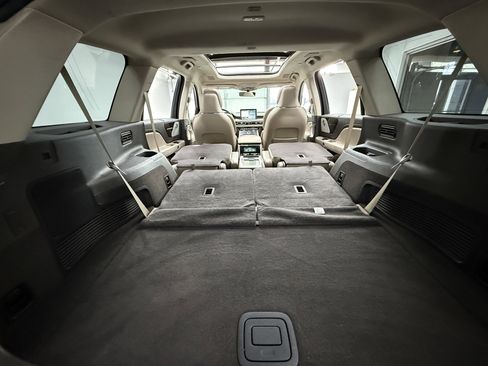 Used 2020 Lincoln Aviator Reserve w/ Equipment Group 202A image 29