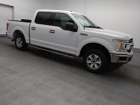 Used 2018 Ford F150 XLT image 11