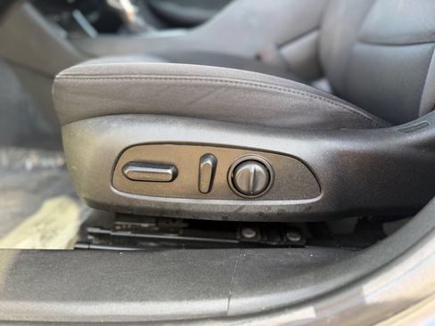 Used 2023 Chevrolet Malibu RS FWD image 17