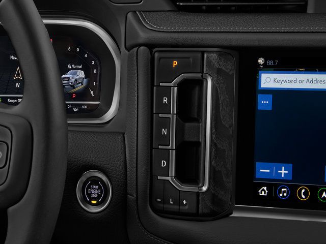 Used 2024 GMC Yukon Denali Ultimate AWD/4WD image 9