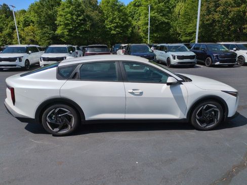 New 2025 Kia K4 GT-Line Turbo FWD image 8