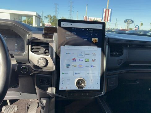 Certified 2023 Ford Expedition Max Platinum image 19