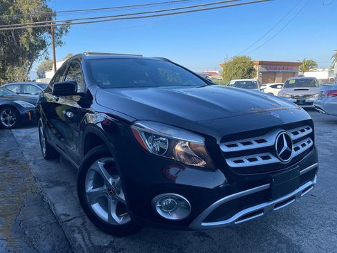 Used 2019 Mercedes-Benz GLA 250 4MATIC image 3