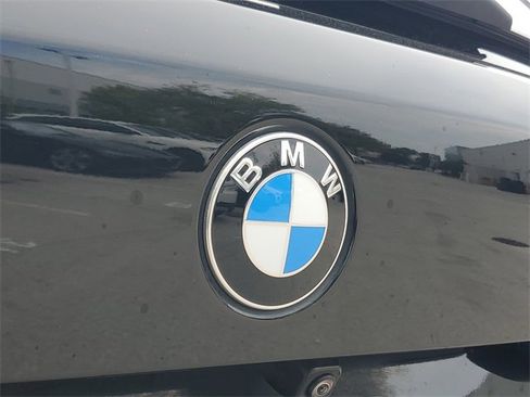 Used 2022 BMW X5 xDrive40i w/ Premium Package image 10