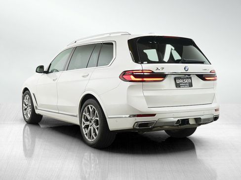 Used 2023 BMW X7 xDrive40i w/ Executive Package AWD/4WD image 3