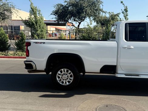 Used 2020 Chevrolet Silverado 3500 LT w/ All Star Edition AWD/4WD image 5