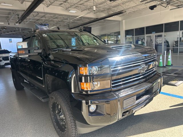 Used 2019 Chevrolet Silverado 2500 LTZ w/ Duramax Plus Package AWD/4WD image 1