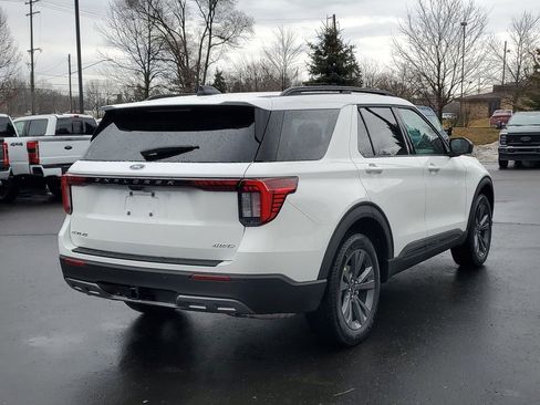 New 2026 Ford Explorer Active image 4