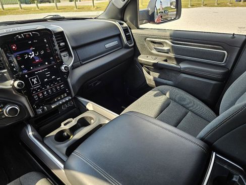 Used 2021 RAM 1500 Big Horn AWD/4WD image 35
