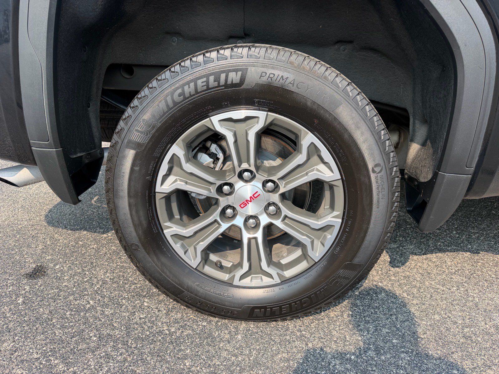 Used 2025 GMC Sierra 1500 SLT AWD/4WD image 26