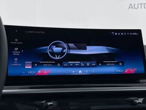 New 2026 BMW X7 xDrive40i w/ M Sport Package image 16