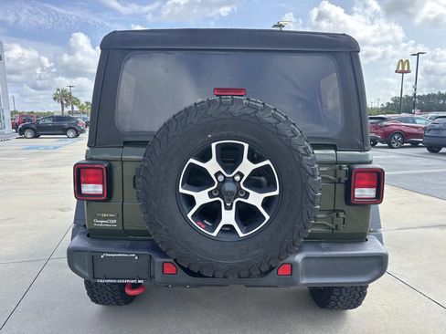 Used 2022 Jeep Wrangler Unlimited Rubicon AWD/4WD image 6