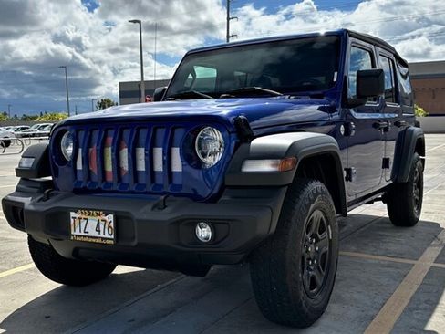 Used 2019 Jeep Wrangler Unlimited Sport AWD/4WD image 3