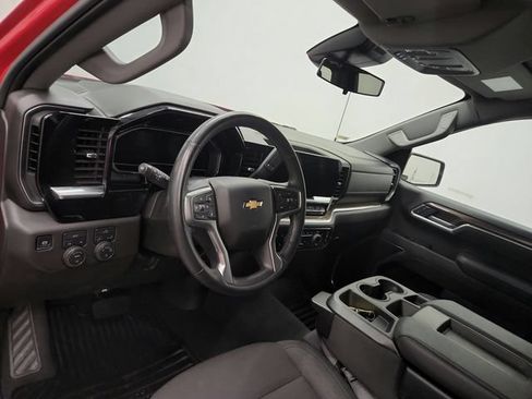 Used 2025 Chevrolet Silverado 1500 LT AWD/4WD image 17