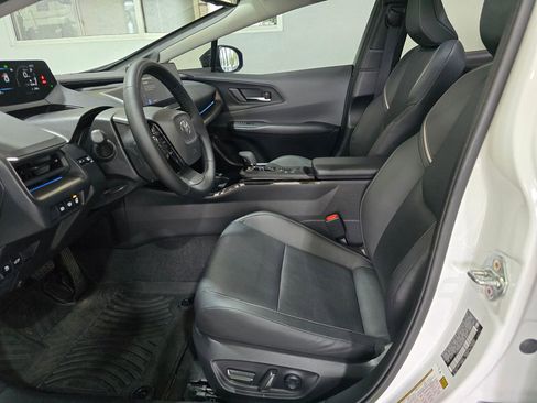 Used 2024 Toyota Prius Limited w/ Limited Premium Package image 21